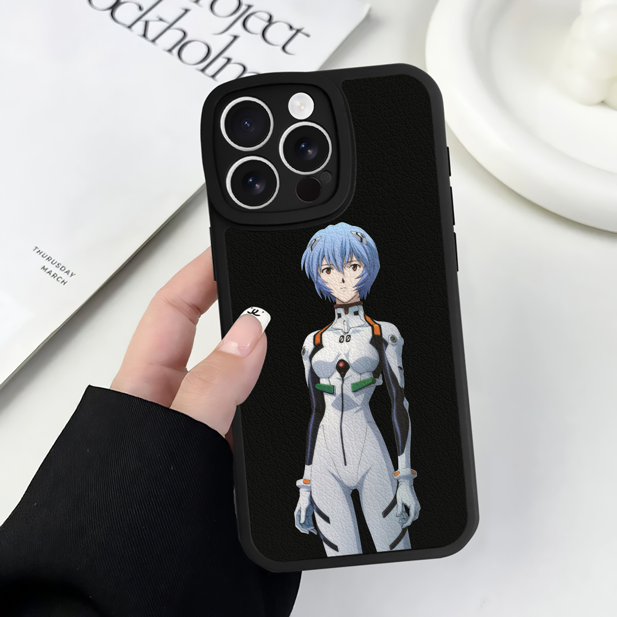 （画像用） EVA 新世紀エヴァンゲリオン 【iPhone 16シリーズ対応】シリコンスマホケース（レザー調） 材質：シリコン